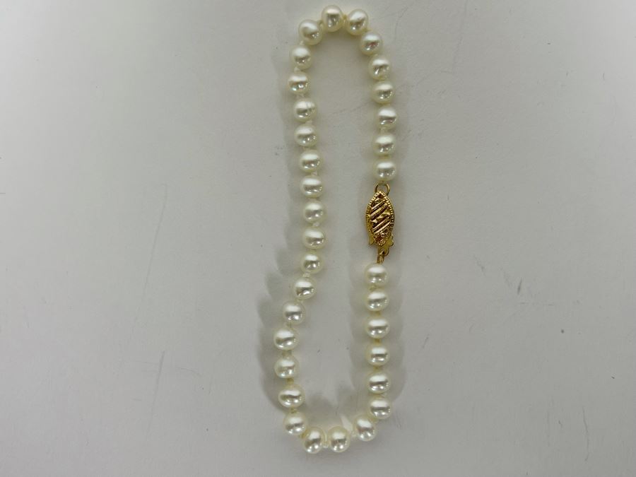 Pearl Necklace And Matching Pearl Bracelet With 14K Gold Clasps [Photo 8]
