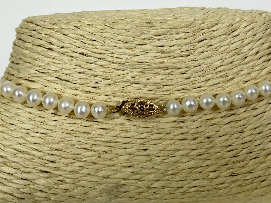 Pearl Necklace And Matching Pearl Bracelet With 14K Gold Clasps [Photo 5]