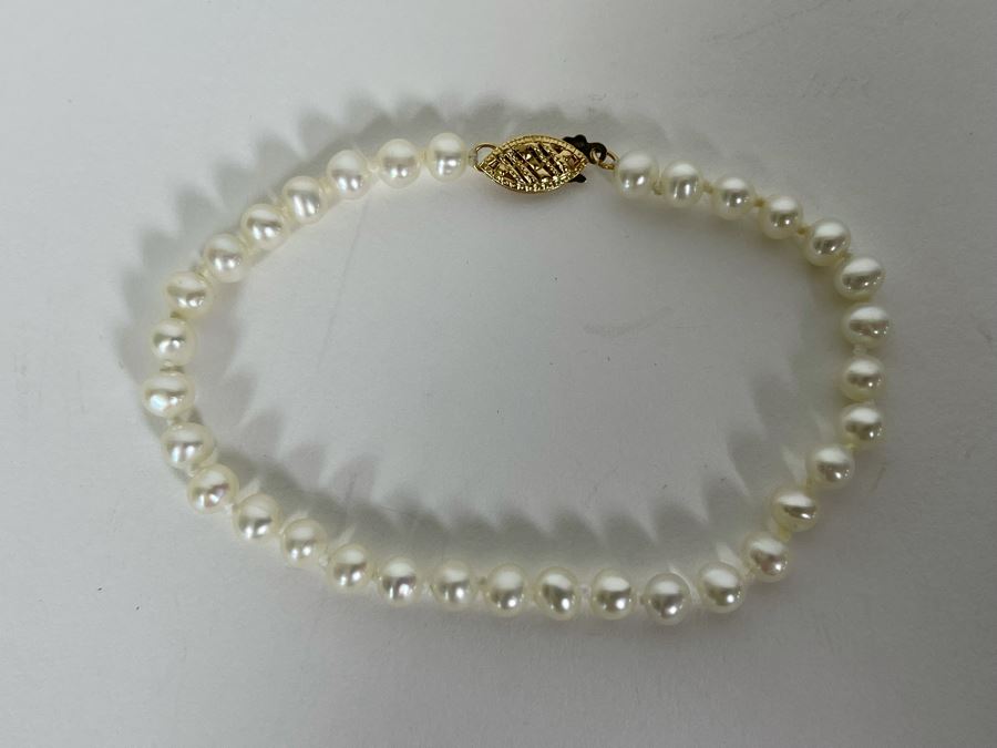 Pearl Necklace And Matching Pearl Bracelet With 14K Gold Clasps [Photo 7]
