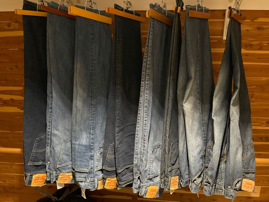 Collection Of Eight Pairs Of Levis Jeans Sizes 34-36 X 30 [Photo 2]