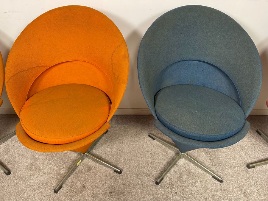 Four Mid-Century Modern Verner Panton Cone Chairs (Needs New Upholstery / Foam) [Photo 6]