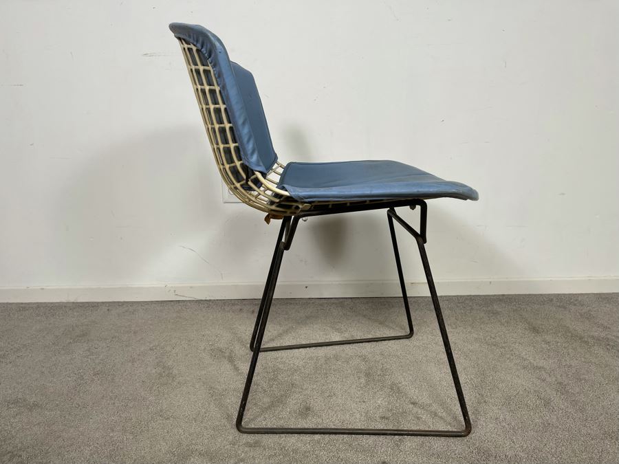 Mid-Century Modern Knoll Harry Bertoia Side Chair With Covers [Photo 7]
