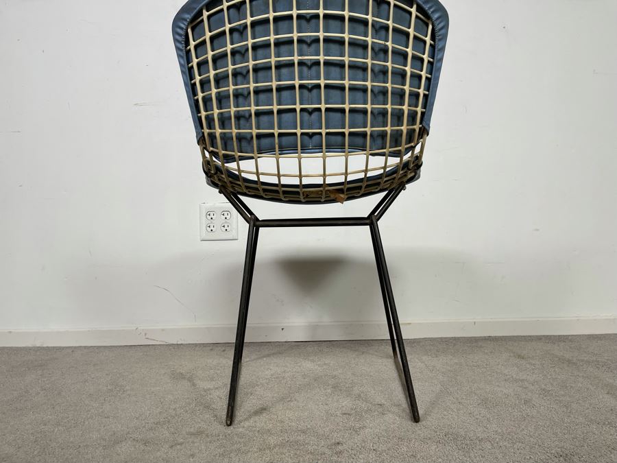 Mid-Century Modern Knoll Harry Bertoia Side Chair With Covers [Photo 9]
