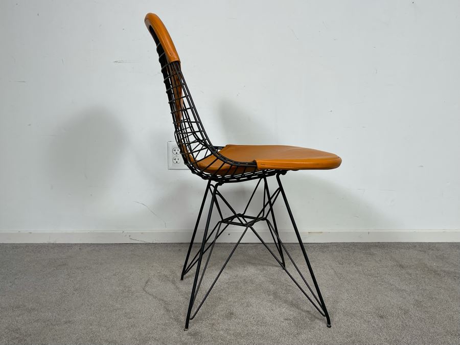 Early Charles & Ray Eames DKR Wire Bikini Chair By Knoll In Orange [Photo 6]