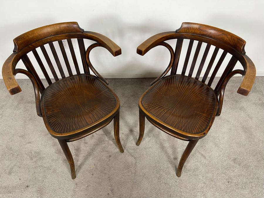 Pair Of Thonet Bentwood Chairs By BCS Made In Poland [Photo 3]