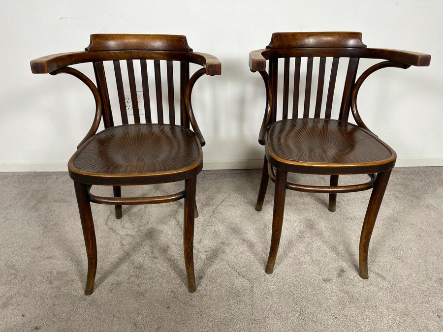 Pair Of Thonet Bentwood Chairs By BCS Made In Poland [Photo 6]