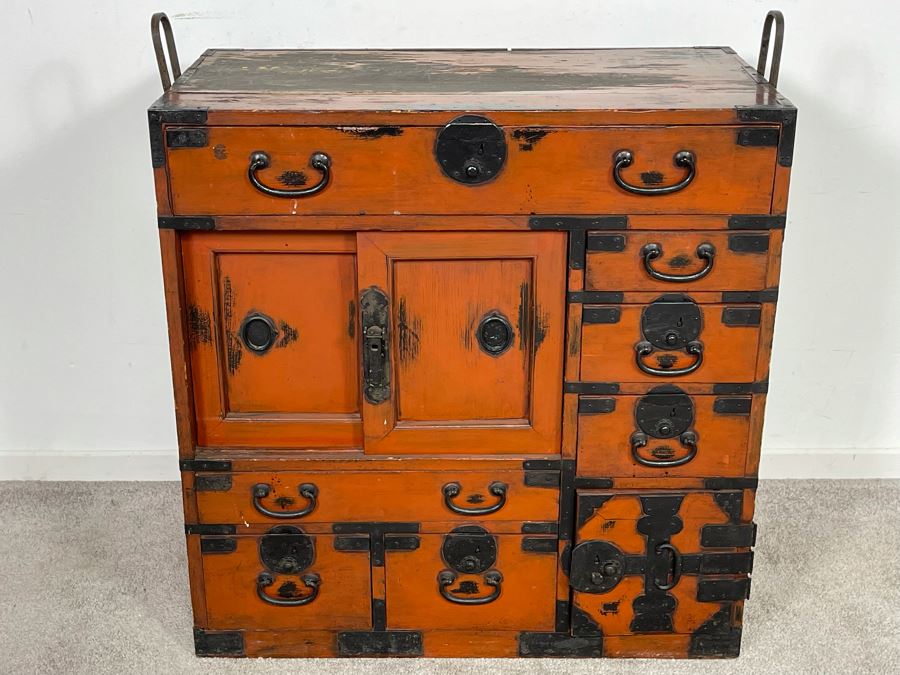 Old Red Lacquered Wooden Japanese Tansu Chest 29W X 15D X 30H [Photo 1]