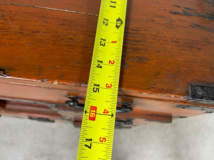 Old Red Lacquered Wooden Japanese Tansu Chest 29W X 15D X 30H [Photo 13]