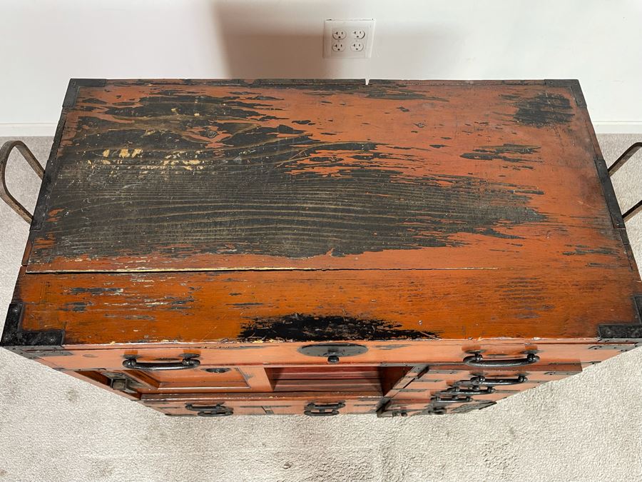 Old Red Lacquered Wooden Japanese Tansu Chest 29W X 15D X 30H [Photo 15]