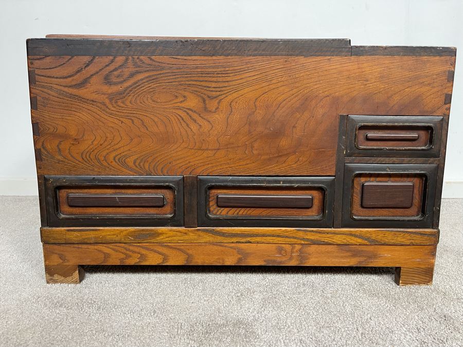 Old Japanese Carved Wood Hibachi 23.5W X 14D X 15H [Photo 2]