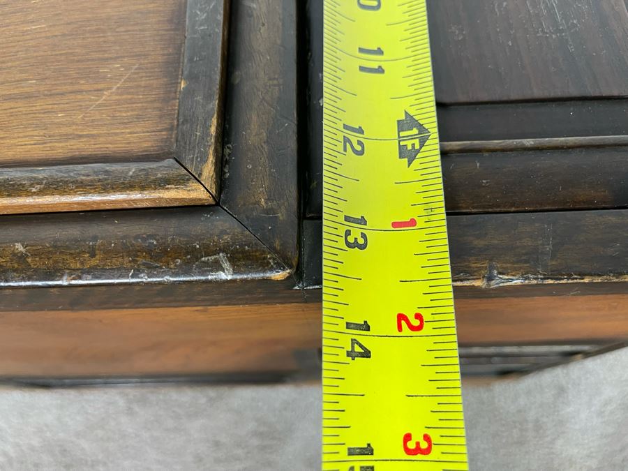 Old Japanese Carved Wood Hibachi 23.5W X 14D X 15H [Photo 13]