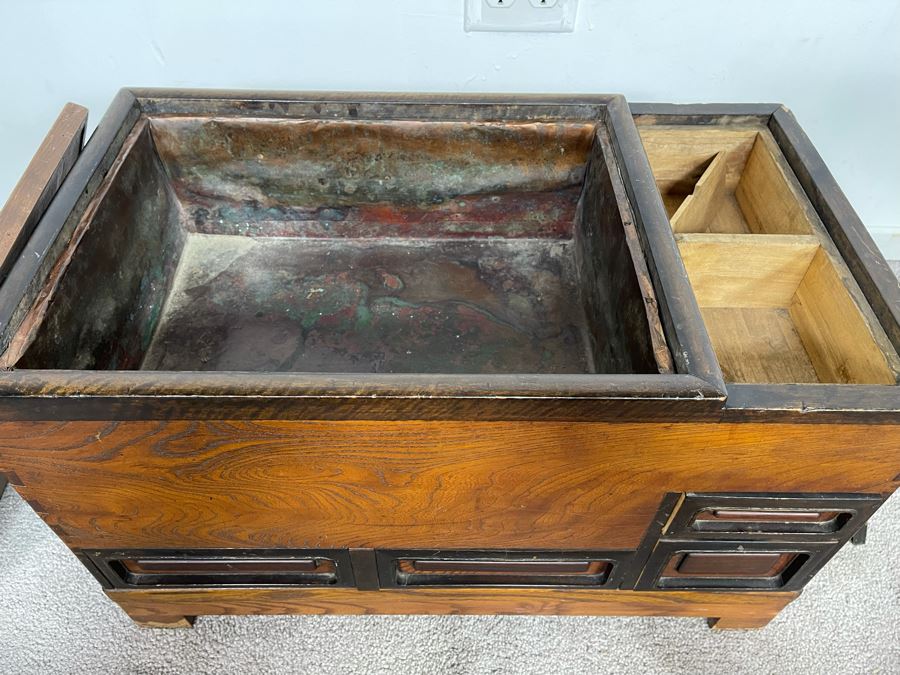 Old Japanese Carved Wood Hibachi 23.5W X 14D X 15H [Photo 5]