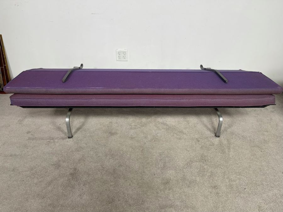 Vintage Charles & Ray Eames Compact Sofa [Photo 13]