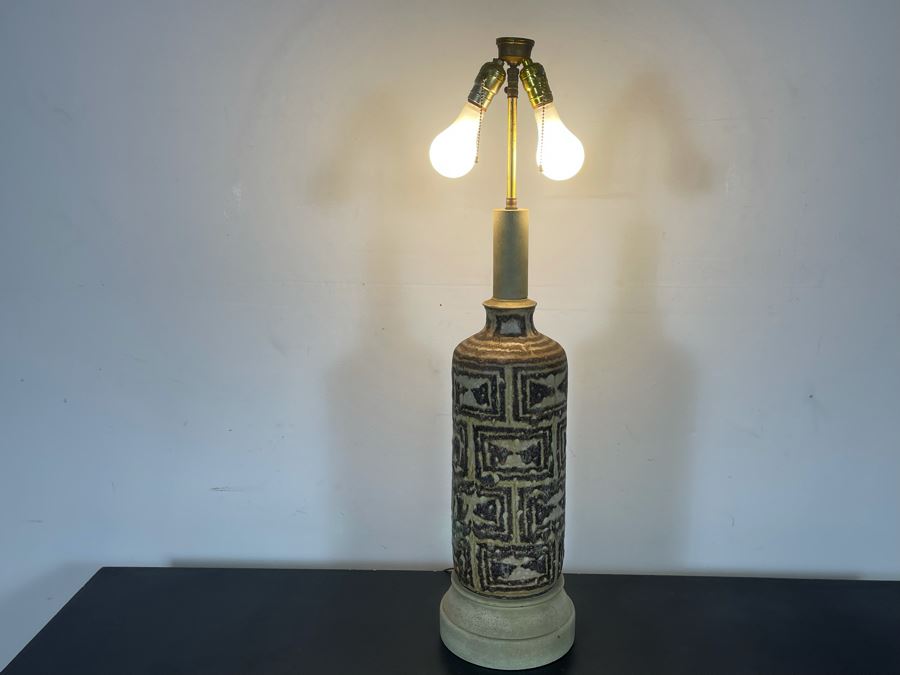 Mid-Century Modern Guido Gambone (Attributed) Pottery Table Lamp [Photo 10]