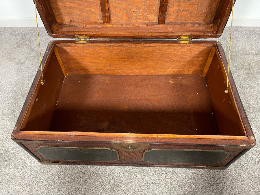 Vintage Chinese Trunk Chest 25W X 16D X 11.5H [Photo 16]