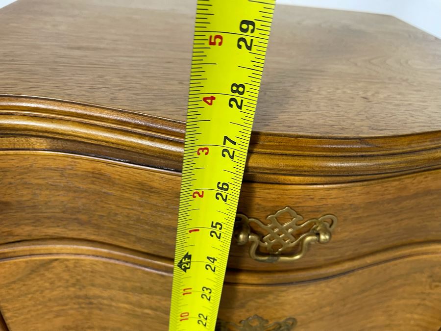 Vintage Wooden 2-Drawer Side Table Nightstand 19W X 15D X 27H [Photo 9]