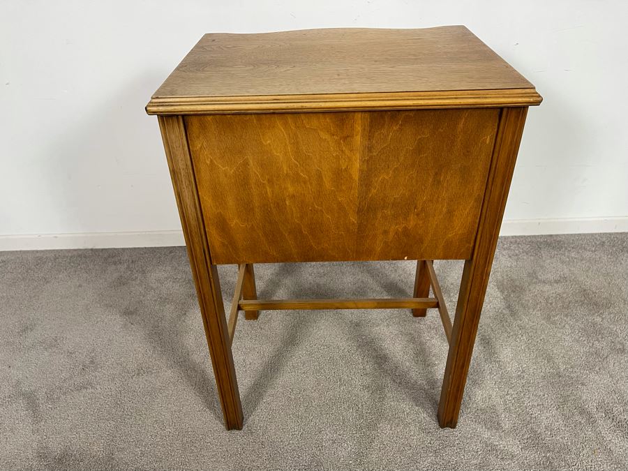Vintage Wooden 2-Drawer Side Table Nightstand 19W X 15D X 27H [Photo 6]