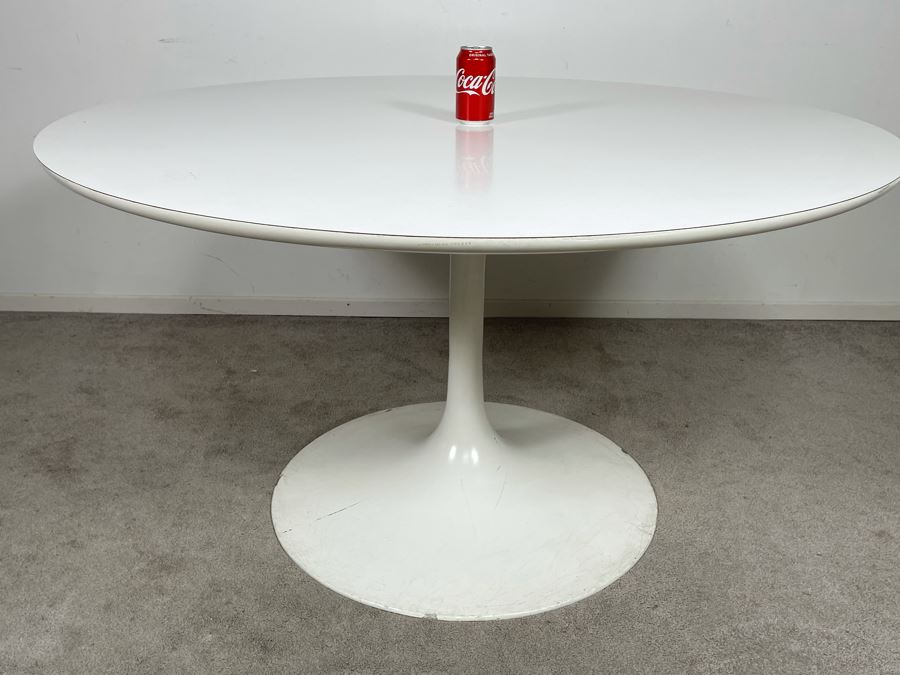 Vintage Burke Mid-Century White Tulip Dining Table 53.5R X 28.5H [Photo 10]