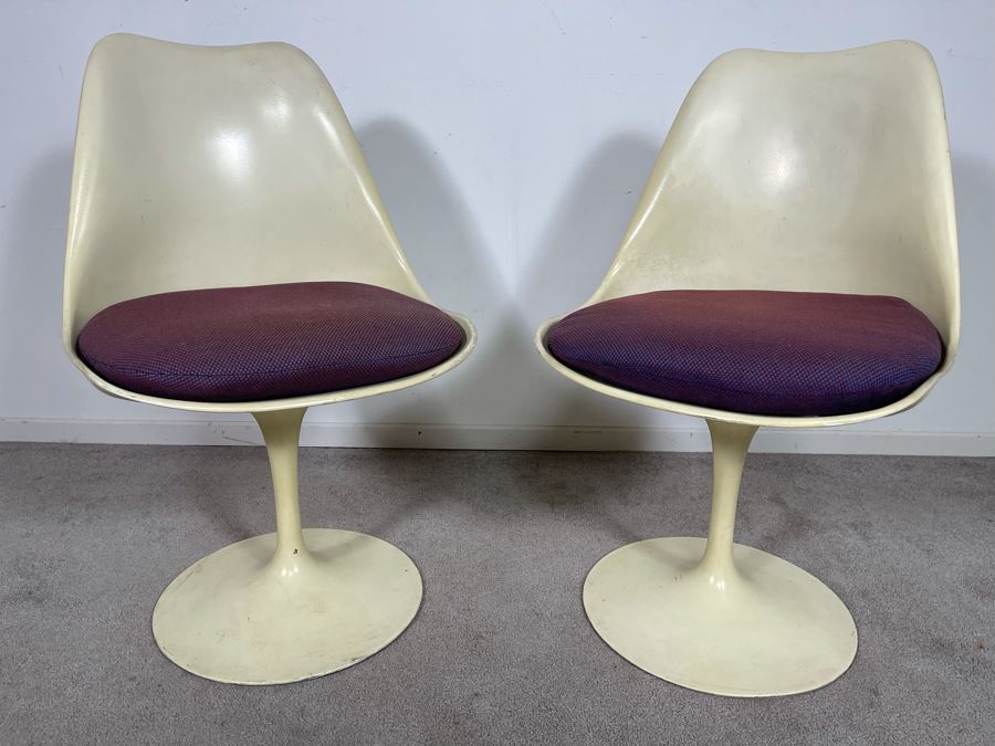 Pair Of Vintage Eero Saarinen For Knoll Tulip Chairs BR51 20W X 31H [Photo 2]
