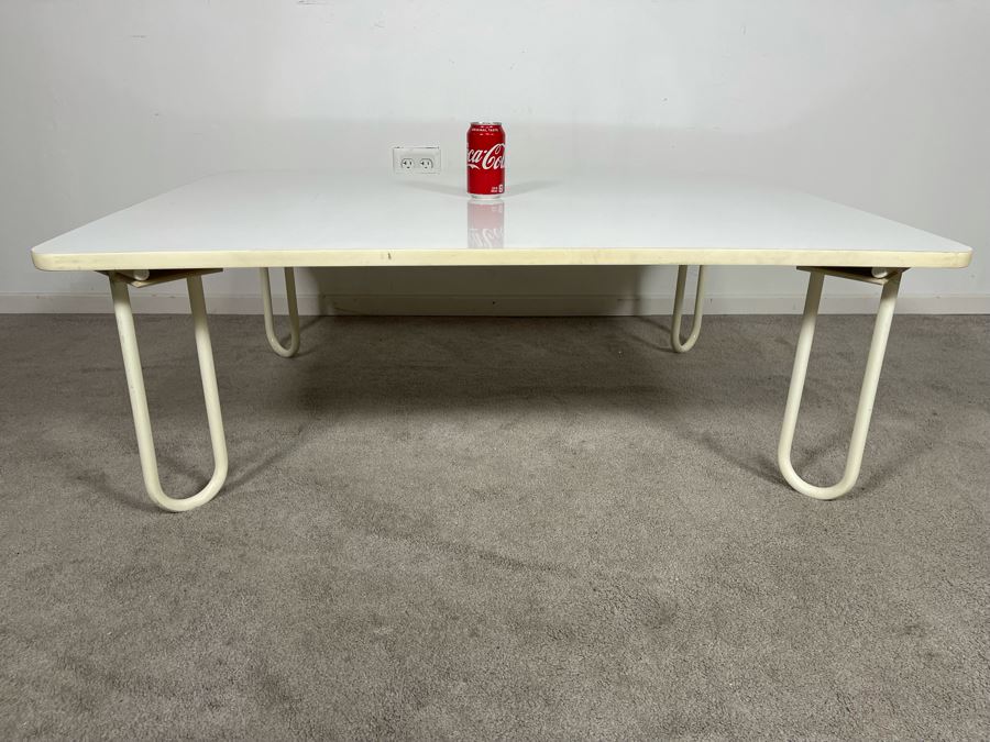 Vitra/Knoll Modern Coffee Table 47W X 35.5D X 17H [Photo 2]