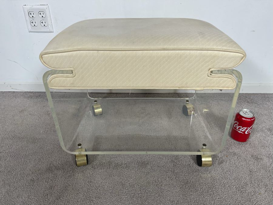 Vintage Lucite Vanity Bench By Hill Manufacturing Corp 21W X 14D X 16H [Photo 1]