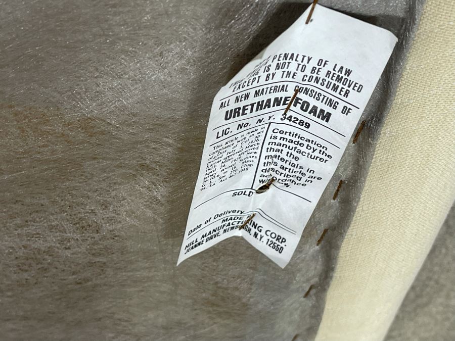 Vintage Lucite Vanity Bench By Hill Manufacturing Corp 21W X 14D X 16H [Photo 8]