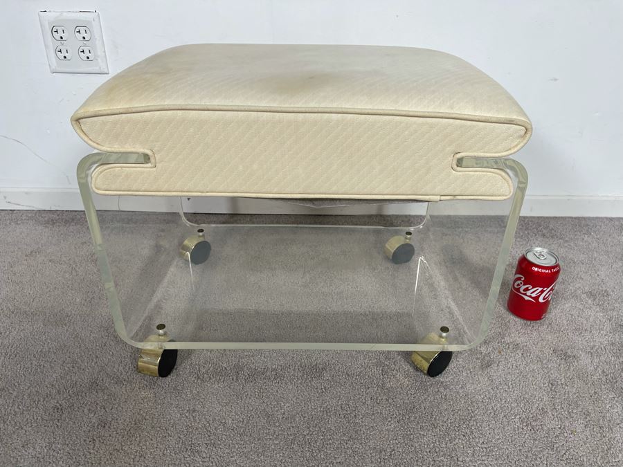 Vintage Lucite Vanity Bench By Hill Manufacturing Corp 21W X 14D X 16H [Photo 6]