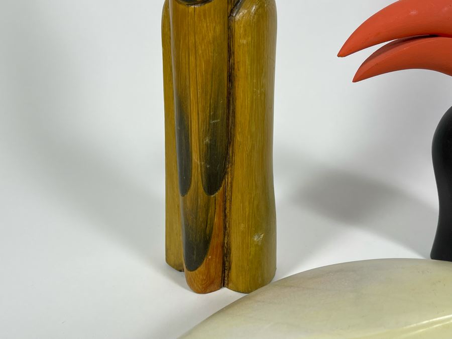 Three Wooden Bird Figurines [Photo 4]