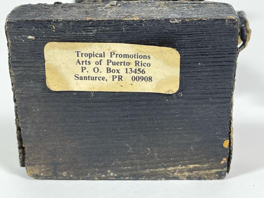 Puerto Rican Wire Sculpture Statue On Wooden Base 12H [Photo 11]