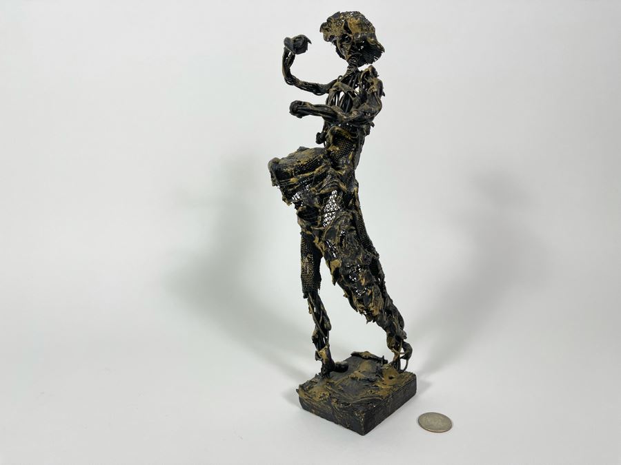 Puerto Rican Wire Sculpture Statue On Wooden Base 12H [Photo 1]