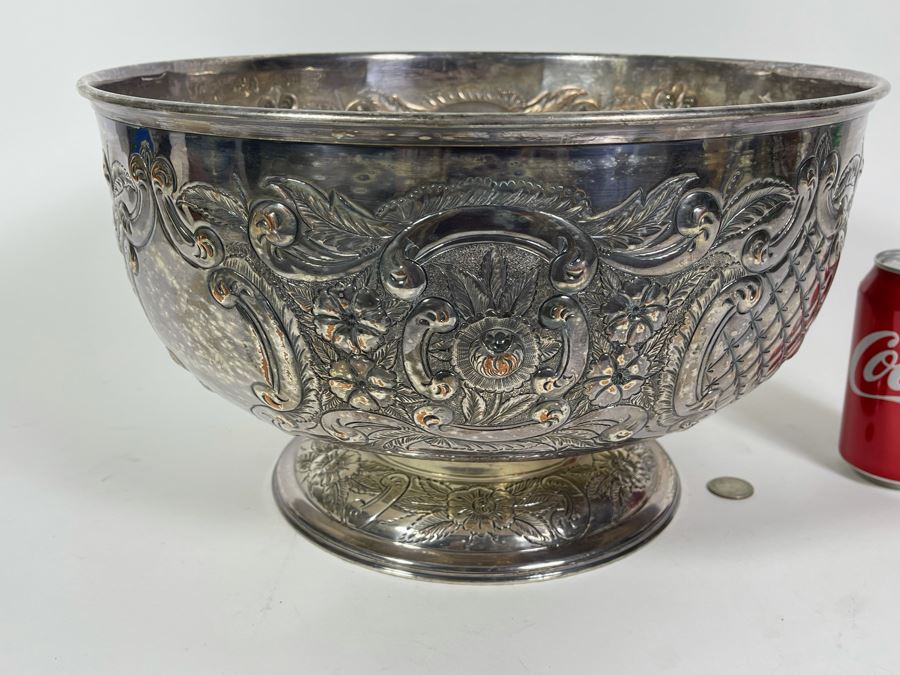 Large Silverplate Punch Bowl 15W X 9H With 11 Silverplate Footed Cups Hand Chased Made In Sheffield England [Photo 3]