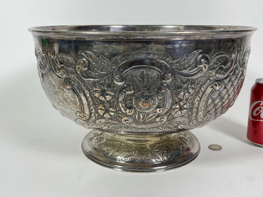 Large Silverplate Punch Bowl 15W X 9H With 11 Silverplate Footed Cups Hand Chased Made In Sheffield England [Photo 2]