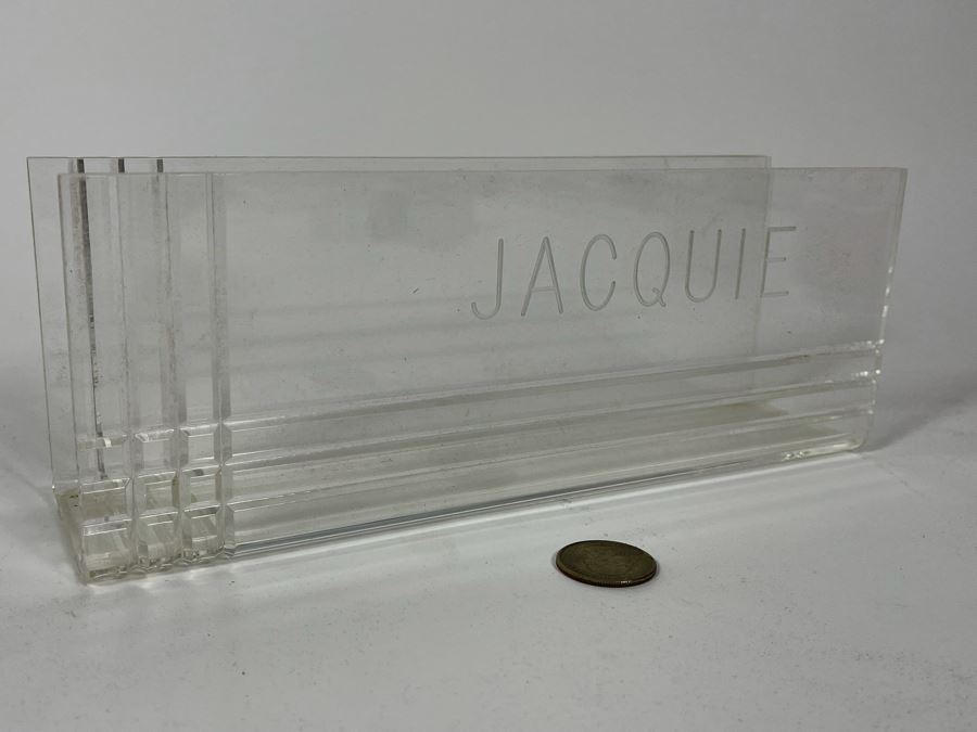 Acrylic File Holder Personalized To Jacquie 10W [Photo 3]