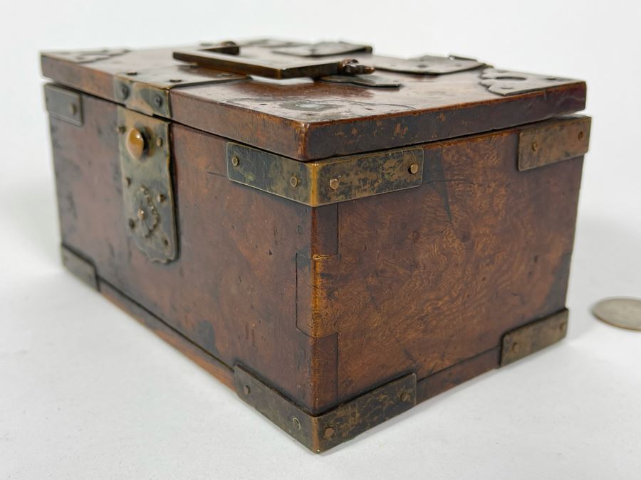Small Old Asian Wooden Box 6W X 4D X 3H [Photo 5]