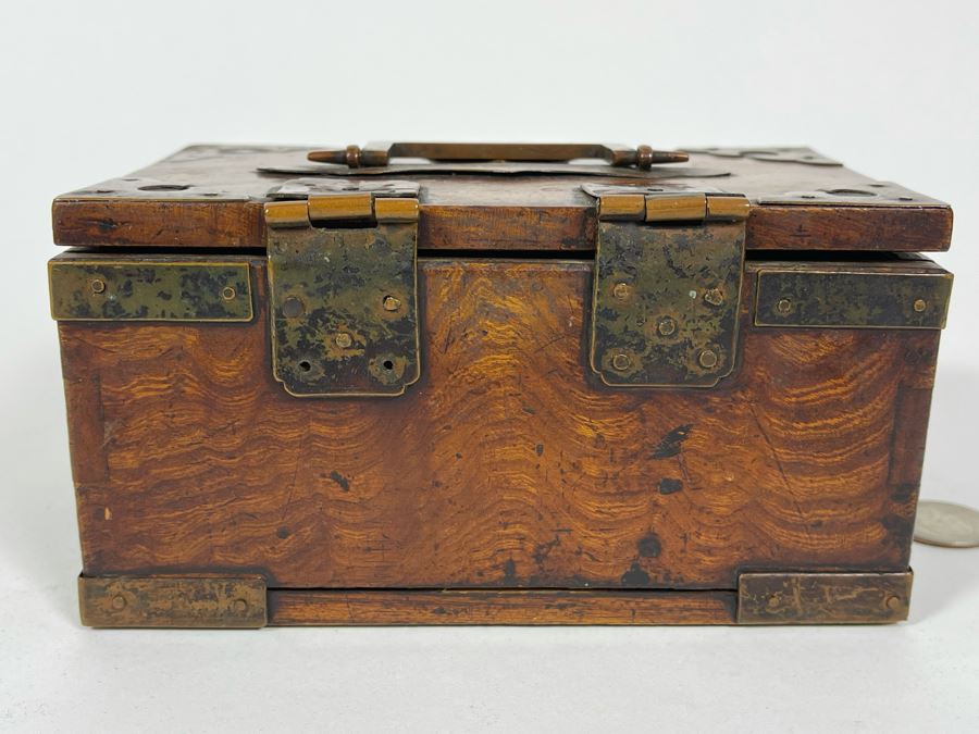 Small Old Asian Wooden Box 6W X 4D X 3H [Photo 6]