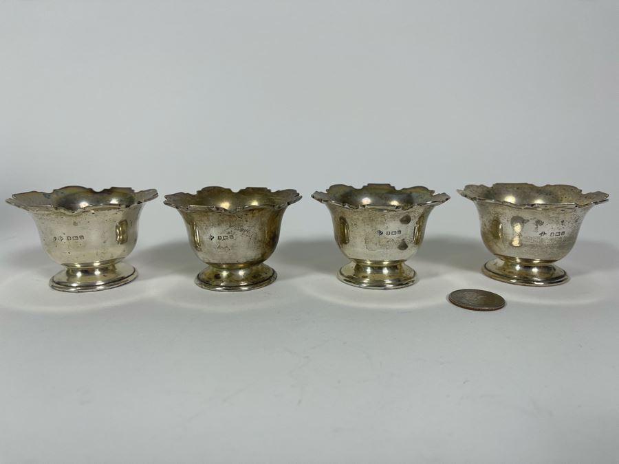 Set Of Four Sterling Silver English Footed Cups 160.9g [Photo 1]