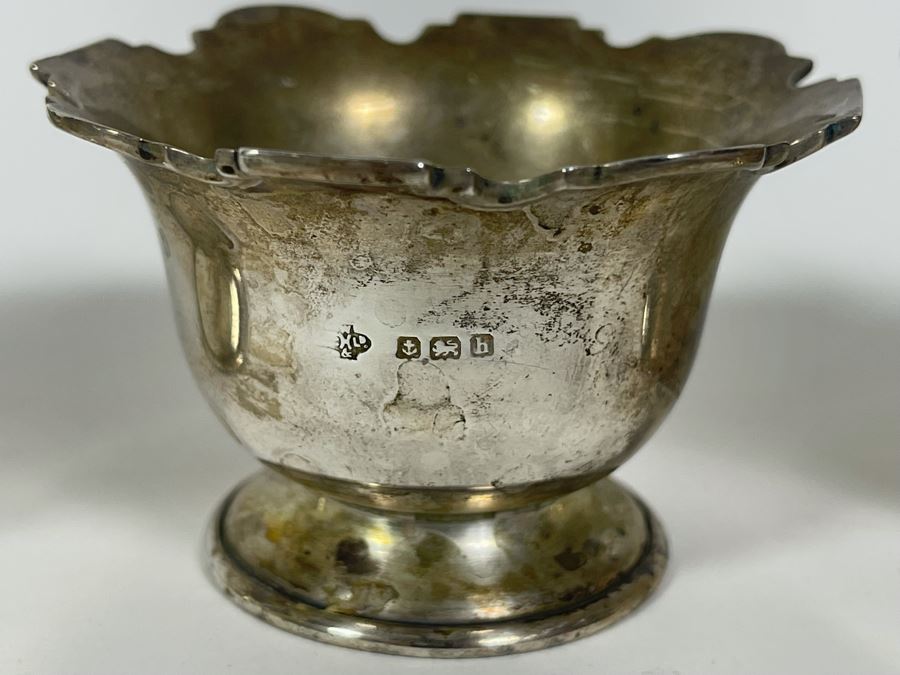 Set Of Four Sterling Silver English Footed Cups 160.9g [Photo 4]
