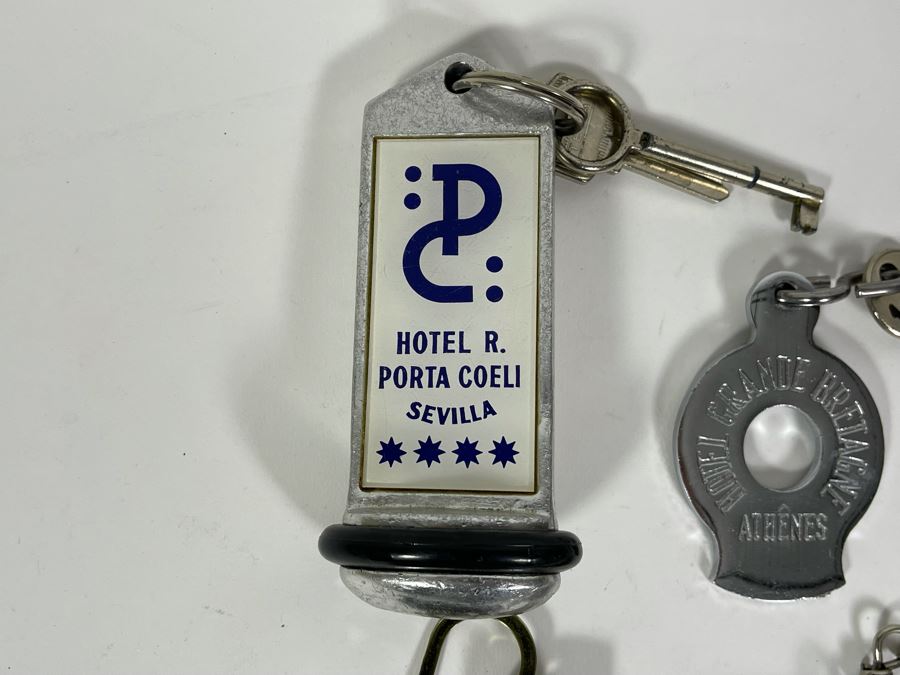 Collection Of Six Vintage Overseas Hotel Keys [Photo 3]