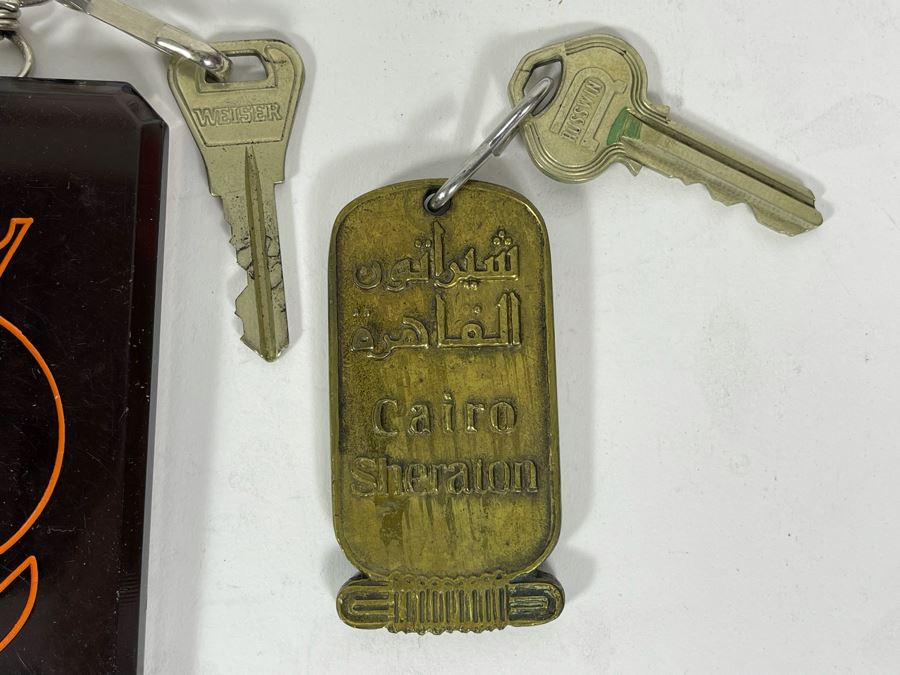 Collection Of Six Vintage Overseas Hotel Keys [Photo 6]