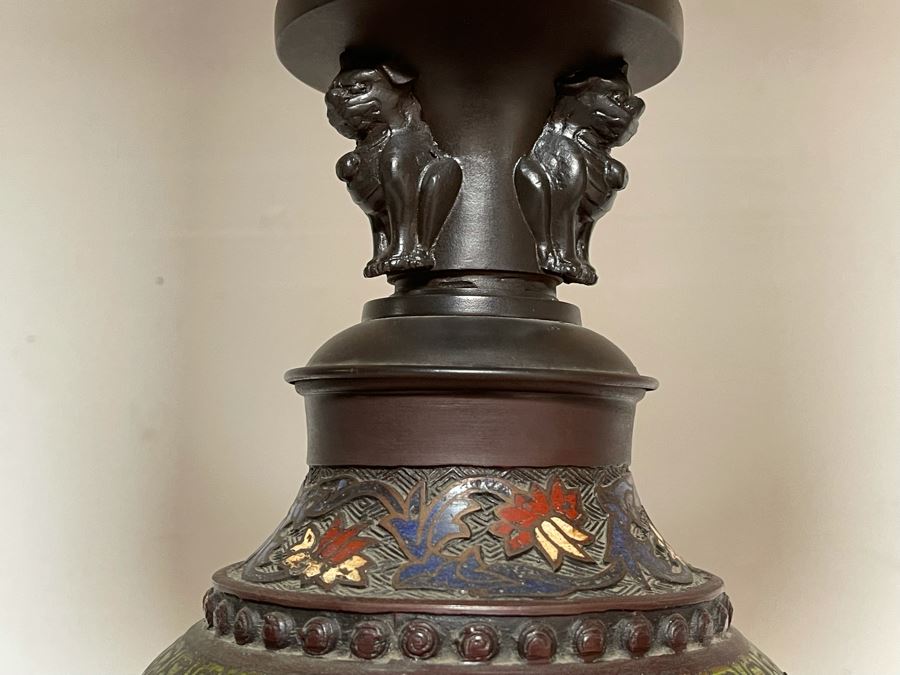 Vintage Impressive Japanese Champleve Bronze Torchiere Floor Lamp Featuring Elephants And Foo Dogs 68H X 24R (Needs Rewiring) - See Photos [Photo 15]