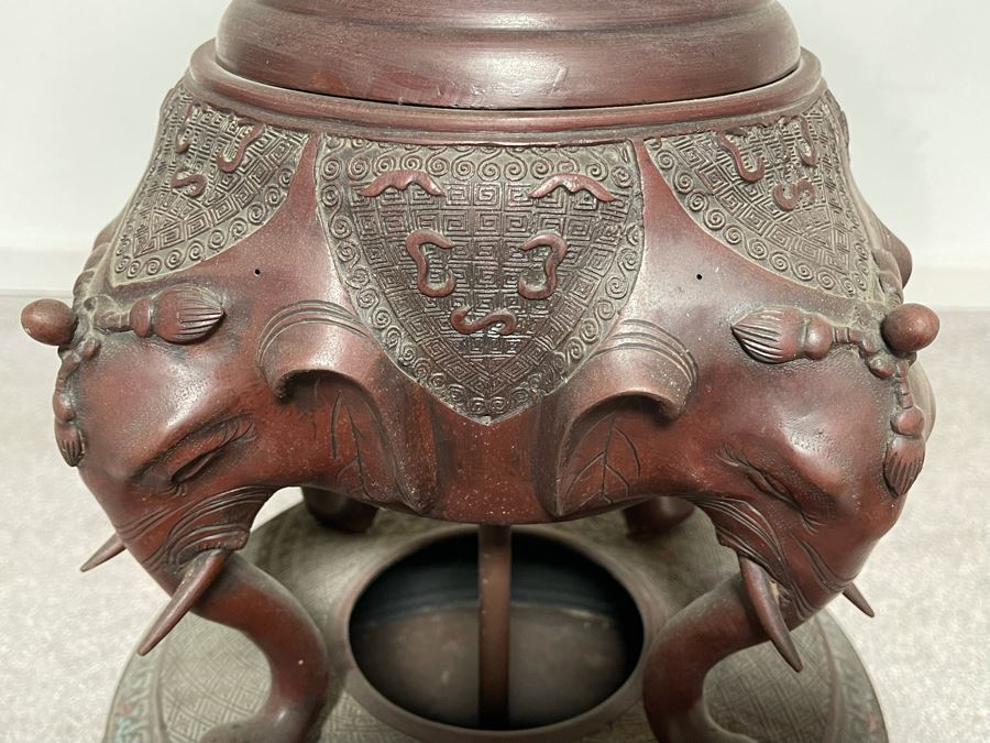 Vintage Impressive Japanese Champleve Bronze Torchiere Floor Lamp Featuring Elephants And Foo Dogs 68H X 24R (Needs Rewiring) - See Photos [Photo 7]