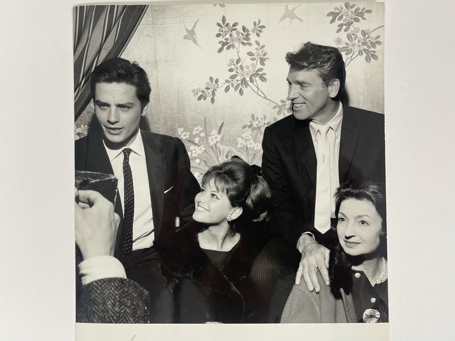 1962 Photo By Giovanni Battista Poletto - Rome, Italy - Co-stars Of Luchino Visconti Film The Leopard (Il Gattopardo) : Burt Lancaster, Claudia Cardinale, Alain Delon, Paolo Stoppa (Photographer G.B. Poletto) 9.5 X 7.25 [Photo 2]