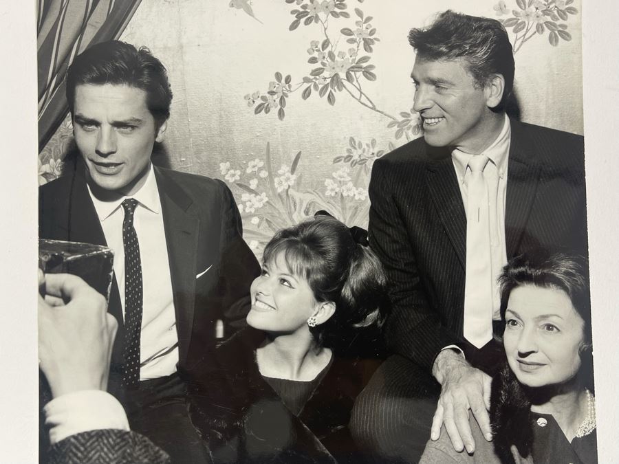 1962 Photo By Giovanni Battista Poletto - Rome, Italy - Co-stars Of Luchino Visconti Film The Leopard (Il Gattopardo) : Burt Lancaster, Claudia Cardinale, Alain Delon, Paolo Stoppa (Photographer G.B. Poletto) 9.5 X 7.25 [Photo 3]