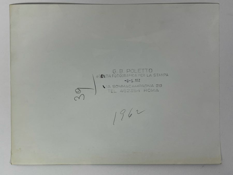 1962 Photo By Giovanni Battista Poletto - Rome, Italy - Co-stars Of Luchino Visconti Film The Leopard (Il Gattopardo) : Claudia Cardinale, Alain Delon (Photographer G.B. Poletto) 9.5 X 7.25 [Photo 4]