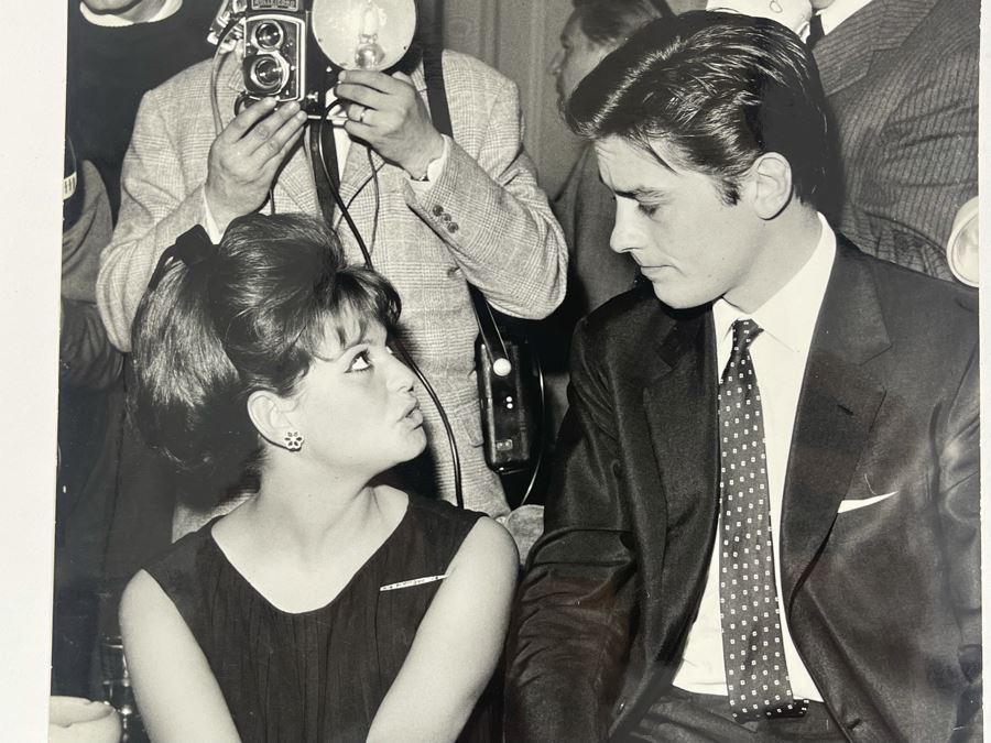 1962 Photo By Giovanni Battista Poletto - Rome, Italy - Co-stars Of Luchino Visconti Film The Leopard (Il Gattopardo) : Claudia Cardinale, Alain Delon (Photographer G.B. Poletto) 9.5 X 7.25 [Photo 3]