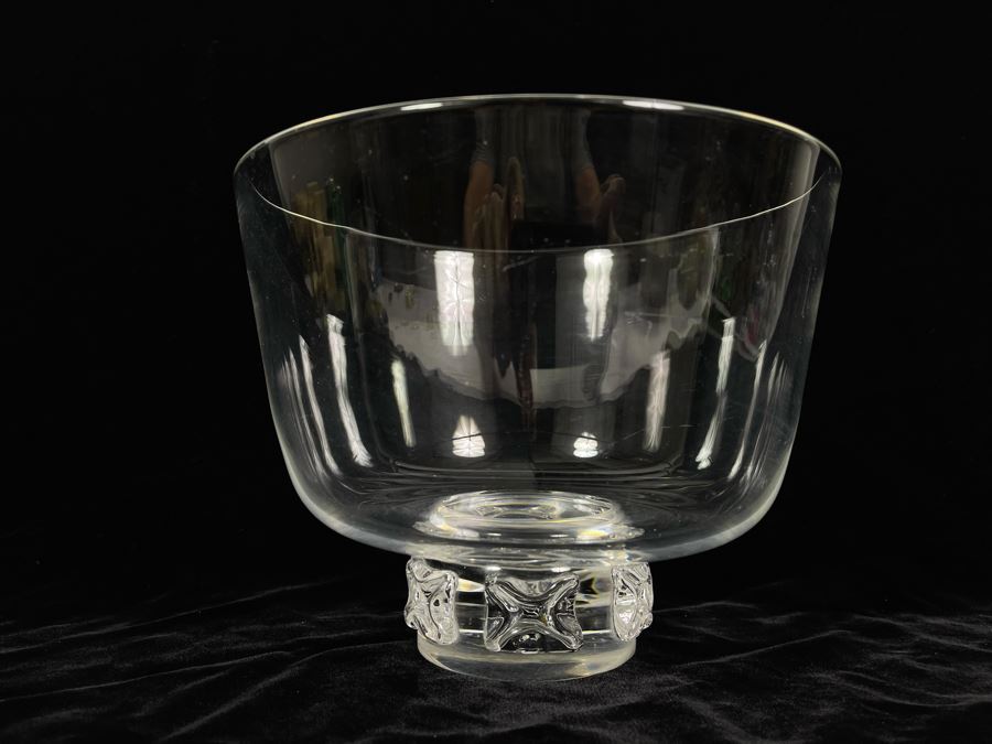 Large Steuben Glass Centerpiece Footed Bowl 9W X 7 1/4H [Photo 3]