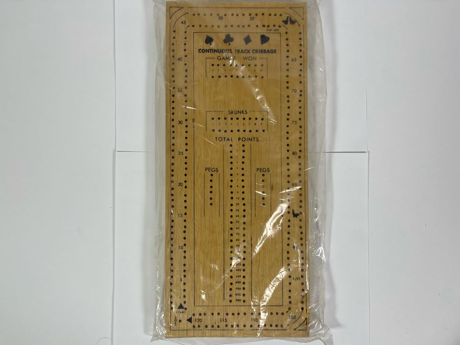 JUST ADDED - Vintage New Old Stock Continuous Track Cribbage Board 6 X 14 [Photo 1]