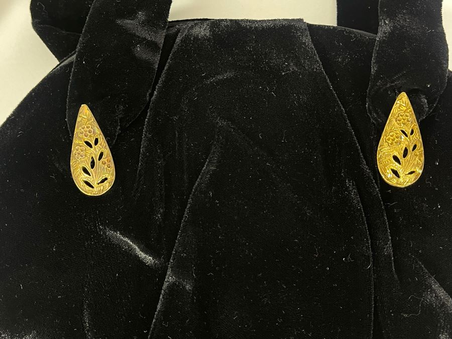 JUST ADDED - Three Handbags Holzman, Saks Fifth Avenue Italy Leather, Stephanie Johnson  [Photo 8]