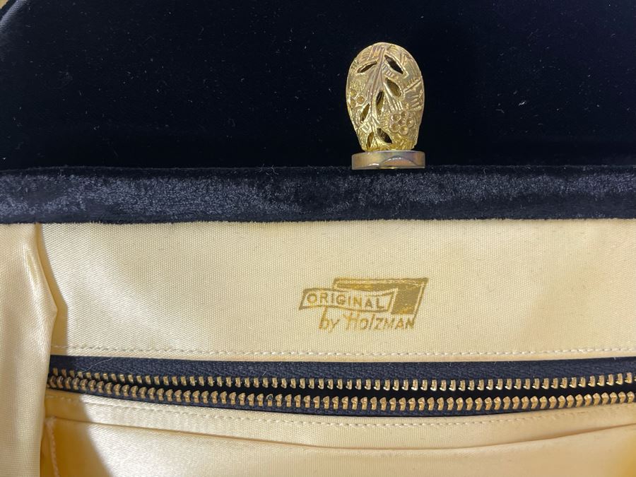 JUST ADDED - Three Handbags Holzman, Saks Fifth Avenue Italy Leather, Stephanie Johnson  [Photo 9]