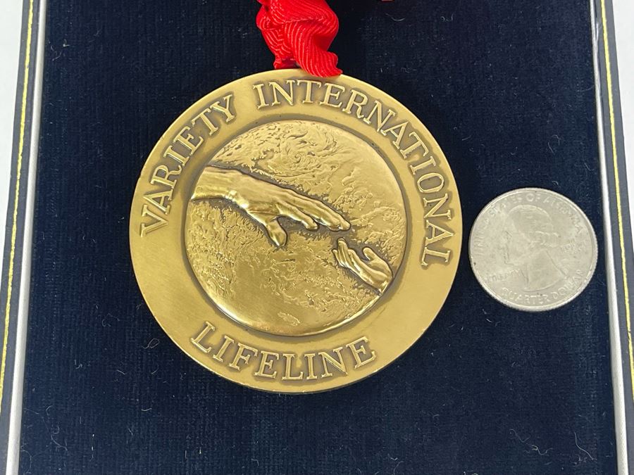 JUST ADDED - 1984 Erwin Binder Medal Medallion Helping Children Around The World Variety International Lifeline [Photo 12]